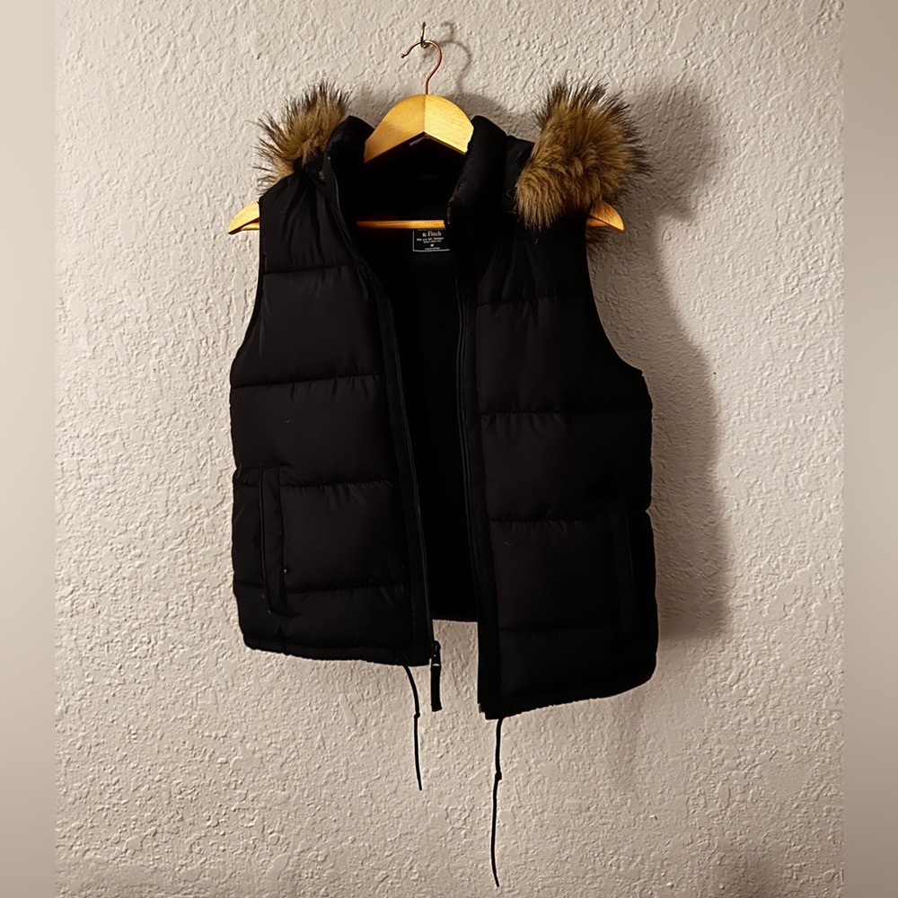 Abercrombie Black Puffer Vest with Fur